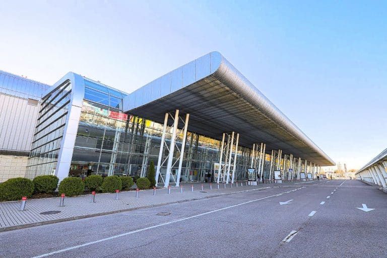 Ukraine ready to reopen at least one airport to international airlines