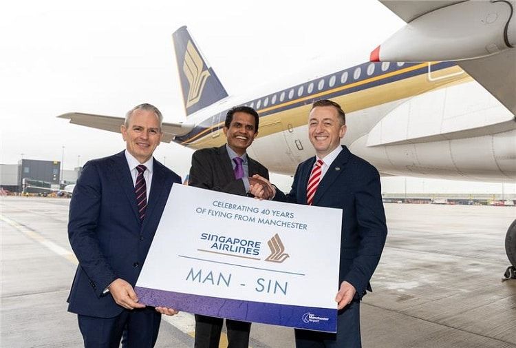 Singapore Airlines Celebrates 40 Years of Flying from Manchester Airport