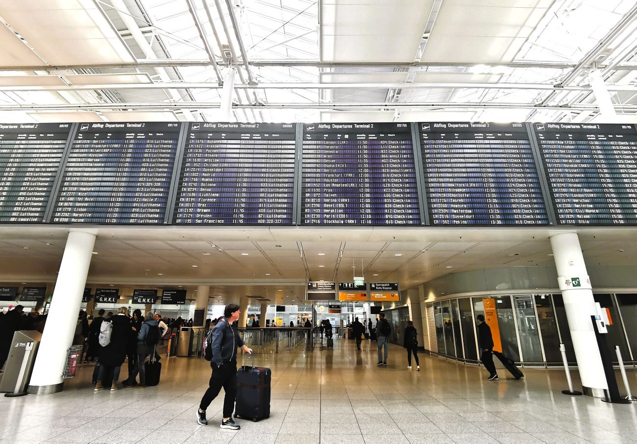 Lufthansa cuts frequencies and cancels flights as jet fuel prices remain at record level