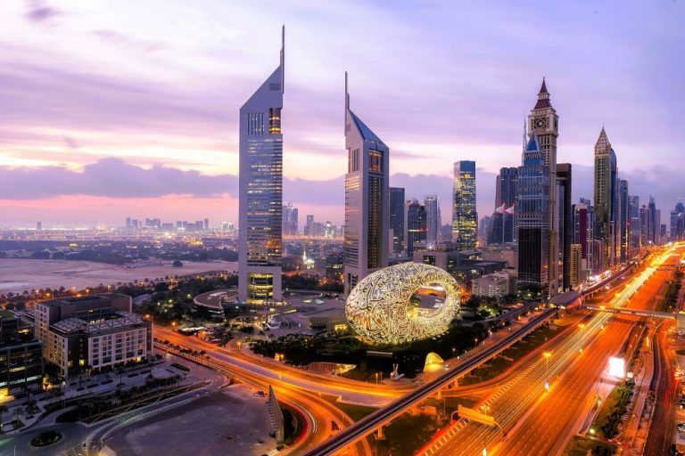 Emirates offers free stay in luxury 5-star in Dubai to its passengers