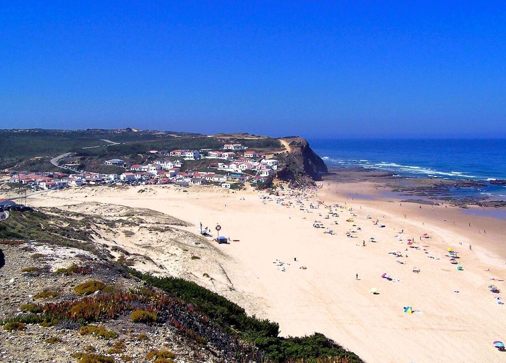 Portugal and Greece Dominate Europe’s Best Beaches Ranking for 2026