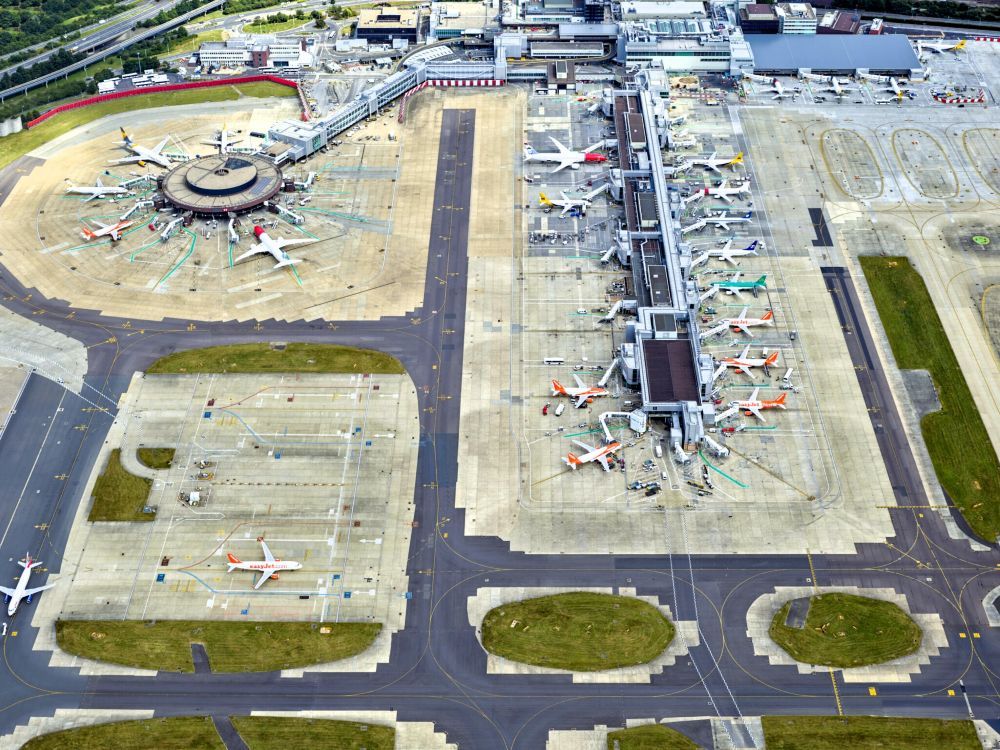 UK airport drop-off parking fees soar: Gatwick tops the list, while City Airport no more free