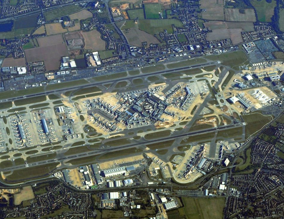 Iran-USA war takes its toll on London Heathrow traffic forecasts