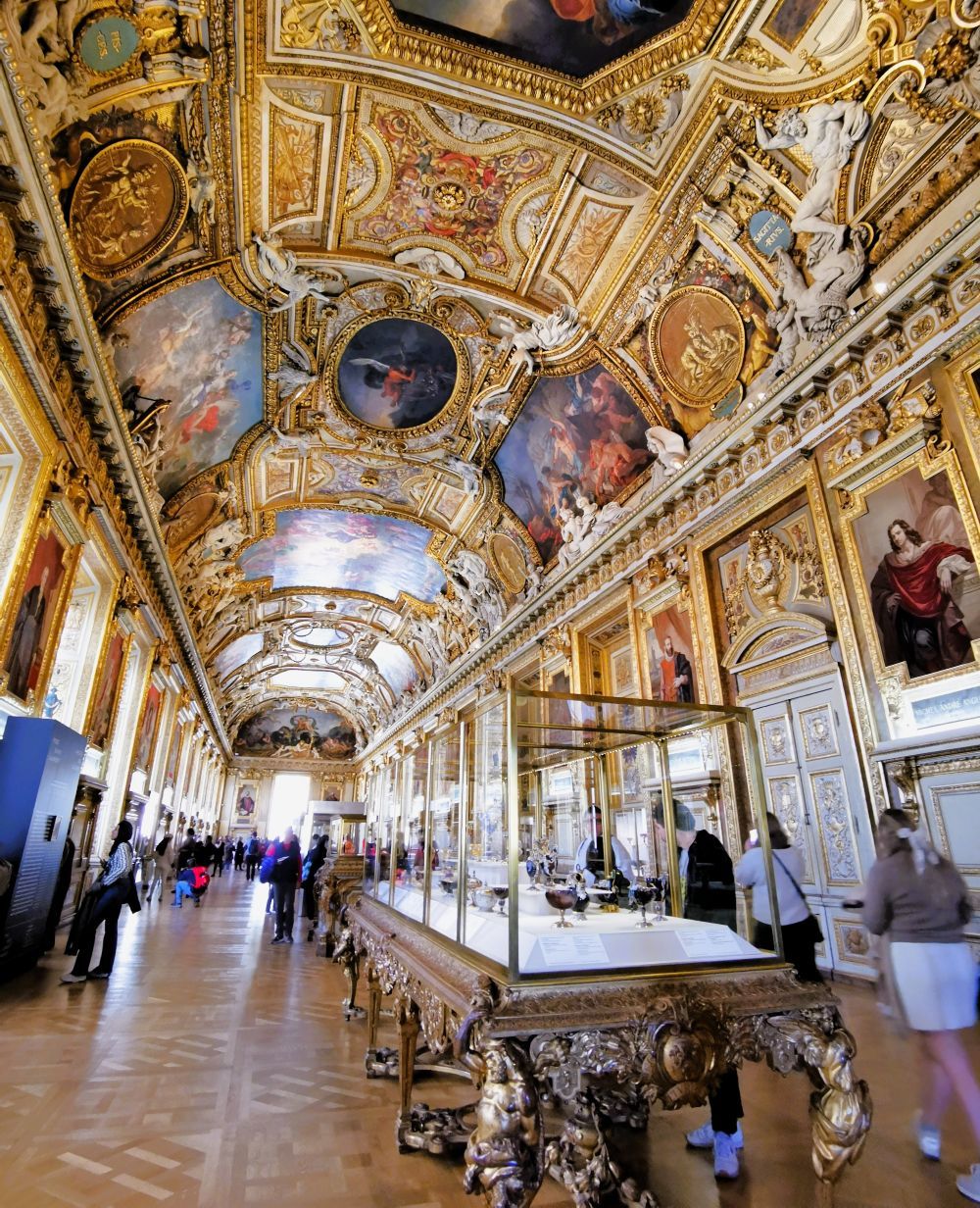 Louvre Museum reopens Apollo Gallery following spectacular heist