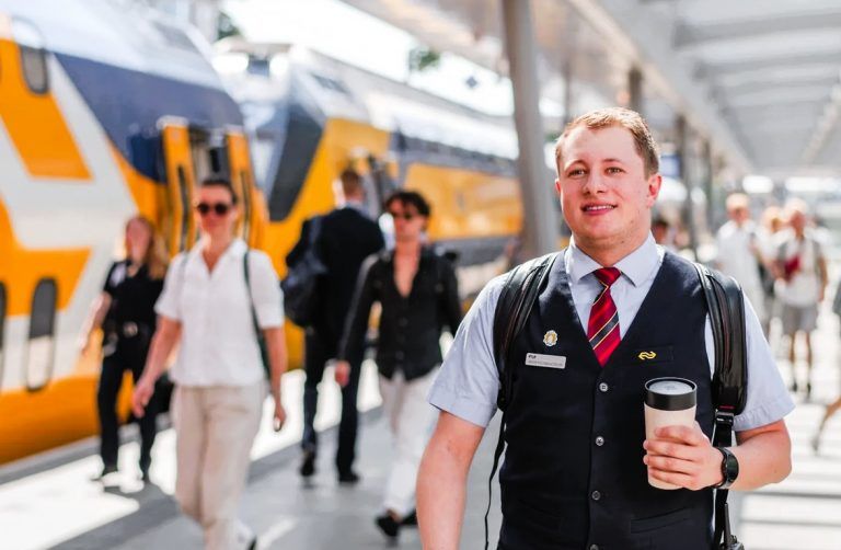 Dutch Rail bans bags from occupying train seats