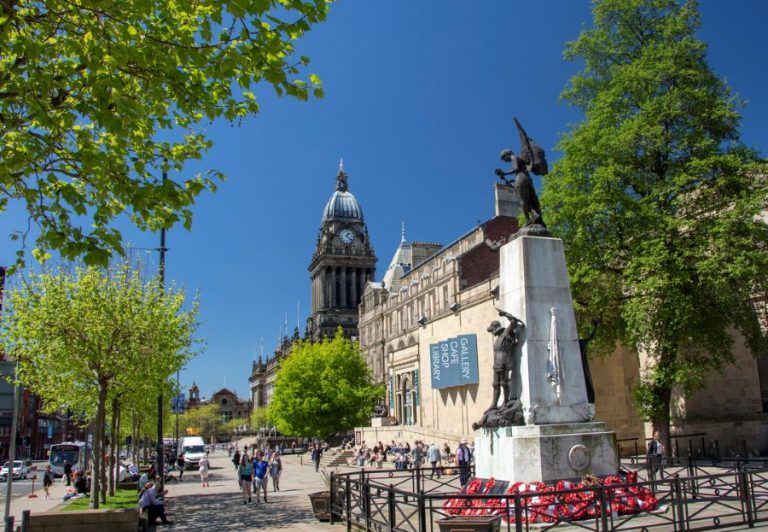 Leeds, UK, celebrates 400 years since receiving its first Royal Charter