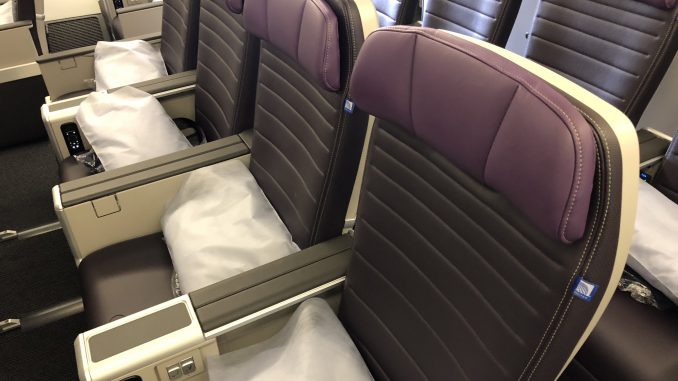 United Airlines' premium economy seats go on sale - TravelMole