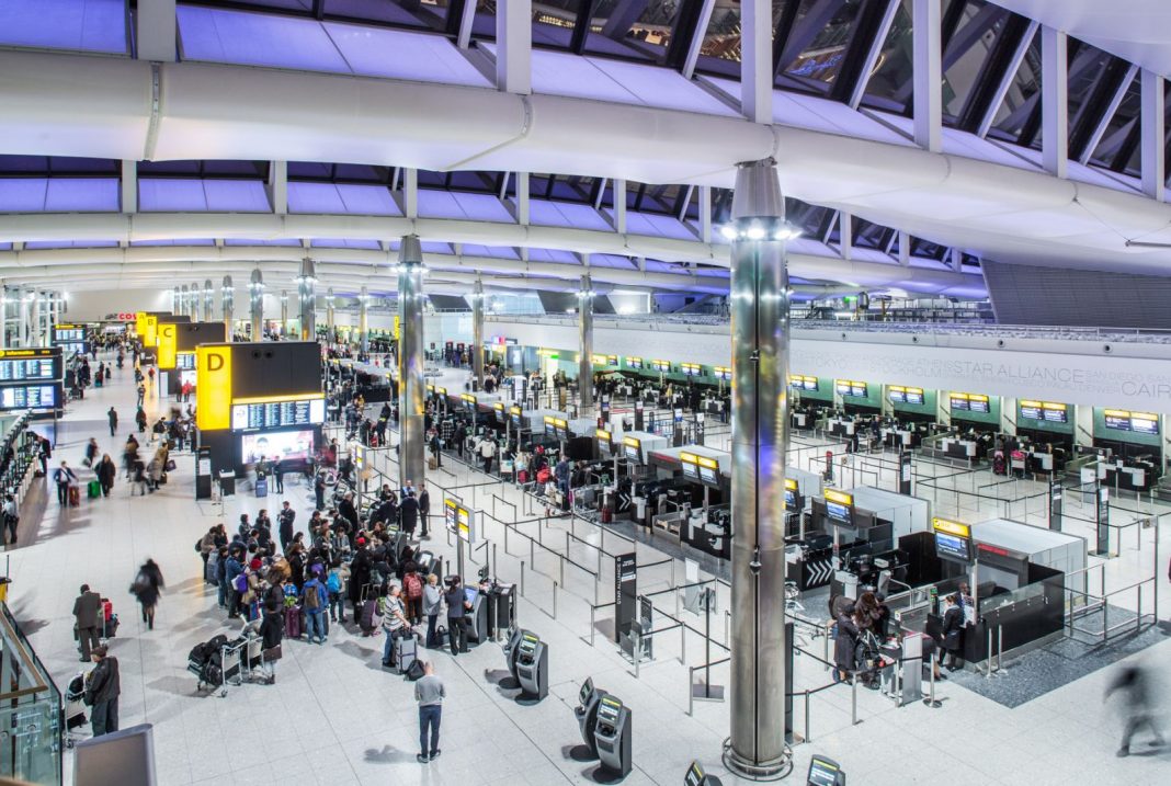 Delays warning as new Heathrow Airport strike begins