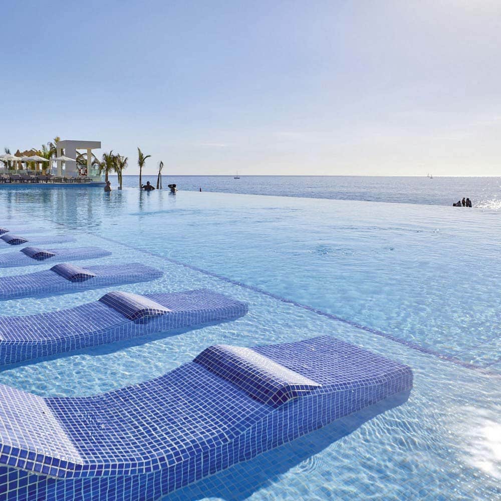 RIU Specialist Program Earn 2 300 RIU Partner Club Points RPC After 